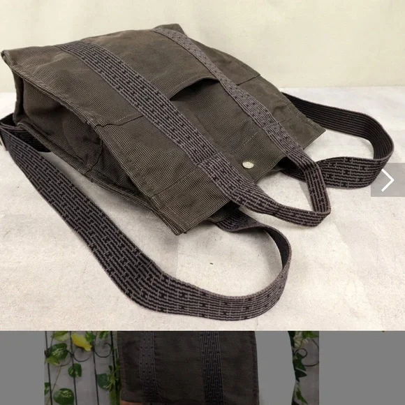 Hermes Herline Tote in Dark Gray - Picture 4 of 11